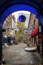 Trendy district with graffiti and installations in the Gängeviertel, Neustadt, Hamburg