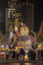 Christmas decoration, light decoration, in Berlin, Tauentzienstraße, view of the Memorial Church on