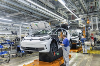 Electric car production in the assembly halls of VW in Zwickau, Zwickau, Saxony, Germany