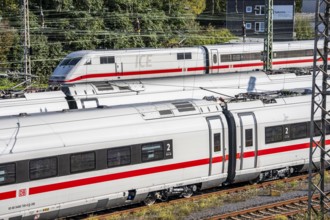 ICE trains on the railway line, north of Düsseldorf main station, North Rhine-Westphalia, Germany