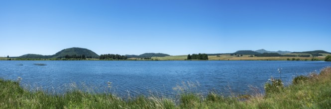 Lake of Bourdouze, Auvergne Volcanoes Regional Park, Puy de Dome., Auvergne-Rhone-Alpes, France