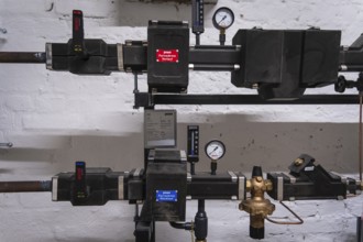 Transfer of district heating in a cellar in Düsseldorf, Germany