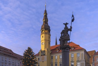 Town Hall, 17th century, in front fountain statue of Knight Dutschmann, Christmas tree, Bautzen,