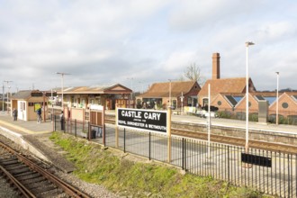 View over railway station platforms and buildings, Castle Cary, Somerset, England, UK