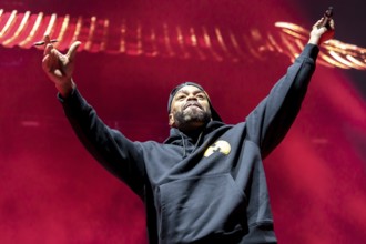 MC Ghostface Killah from the Wu-Tang Clan live on Wu-Tang Forever: The Final Chamber Tour at