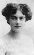 Clementine Churchill, portrait, 1915, Baroness Spencer-Churchill, Winston Churchill's woman,