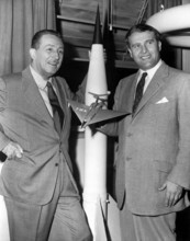 Dr. Wernher von Braun with Walt Disney, 1954, weapons technology, rocket technology, cruise
