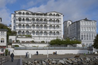 Hotel Fürstenhof an der Seepromenade, Bäderarchitektur, Sassnitz, Rügen, island, Baltic Sea,
