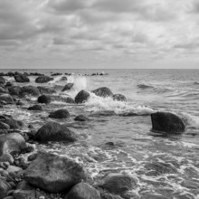 Surf on Gakow shore, stones and boulders, Sassnitz, Jasmund National Park, Rügen, island, Baltic