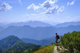 Hikers, mountaineers on Hochfelln, summit, near Bergen, Chiemgau, Upper Bavaria, Bavaria, Germany