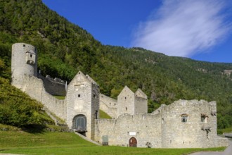 Mühlbacher Klause, Burgruine, Mühlbach, Pustertal, South Tyrol, Italy