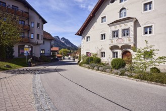 Adlerkopf mountain, houses, general architecture, façade with bay window, windows and façade