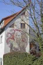 Mural Game of Thrones by CASE MacClaim 2016, Daenerys Targaryen with egg and dragon, ball, street