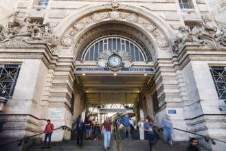 London, United Kingdom. October 10th 2023 London Waterloo Station, a busy commuter station, part of