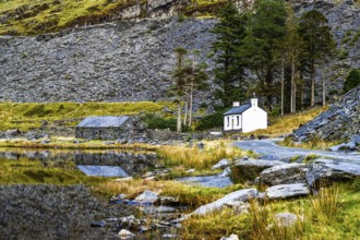 Autumn colors over Mountains and Llyn Cwmorthin Lake, Cwmorthin Terrace, North Wales, UK
