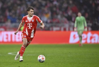 Tom Bischof FC Bayern Munich FCB (20) Action on the ball Rain, Football Bundesliga, Allianz Arena,