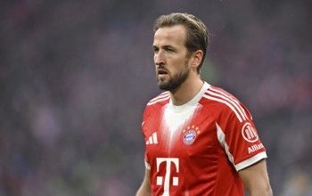 Harry Kane FC Bayern Munich FCB (09) portrait Rain, Football Bundesliga, Allianz Arena, Munich,
