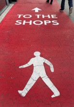 Directions to shops from car park to Outlet Center Roermond, Factory Outlet Center, Designer Outlet