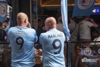 Istanbul, Turkey. June 9th 2023 British Manchester City fans with Erling Haaland number 9 shirts
