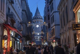 Istanbul, Turkey. January 3rd 2025 Night life at the Galata Tower and museum, a medieval Genoese