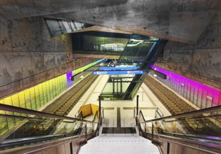 Stadtbahnstation Rathaus Süd, column-free subway station with a reinforced concrete folding