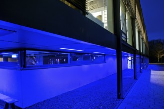 BlueBox Bochum in the evening, Department of Architecture at Bochum University, Central Campus,