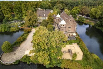 The Wasserschloss Haus Wittringen in Gladbeck seen from the air, Ruhr area, North Rhine-Westphalia,