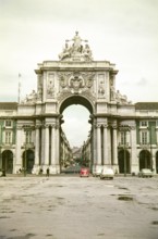 Triumphal arch Arco da Rua Augusta completed in 1875, Lisbon, Portugal, Europe 1968