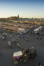 Place Djemma el-Fna, Gauklerplatz, UNESCO World Heritage Site, sunset, Marrakech, Morocco