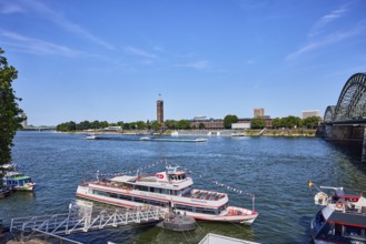 Rhine river, Hohenzollernbrücke pedestrian and railway bridge, excursion ship Willi Ostermann,