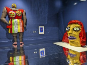 Monumental female figure Dolores, colorful sculpture, Nana, woman, and large-format sculpture of a