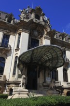 Romania, capital Bucharest, Bucuresti, main entrance to the Cantacuzino Palace, the George Enescu
