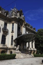 Romania, capital Bucharest, Bucuresti, entrance from the Cantacuzino Palace, the George Enescu