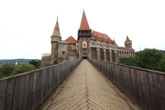 Hunedoara Castle, Castelul de Hunedoara, also Corvinus Castle, Corvini Castle, Eisenmarkt Castle,