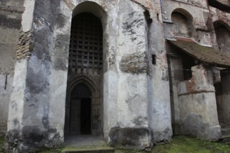 Entrance gate to the fortified church of Valea Viilo, German wormhole, a community in Sibiu