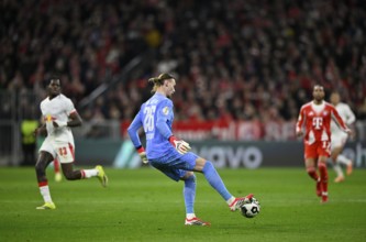 Goalkeeper Maarten Vandevoordt RasenBallsport RB Leipzig RBL (26) Action on the ball Soccer