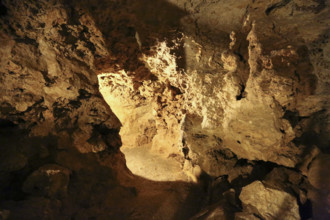 Tiefenhöhle Laichingen, Schachthöhle, karst object, rock, Laichingen, Swabian Jura,