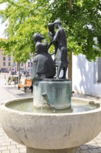 Klatschweiberbrunnen am Obermarkt in Freiberg, Saxony, Germany