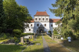 Hainewalde moated castle, gatehouse of the Old Castle with Renaissance portal, Upper Lusatia,