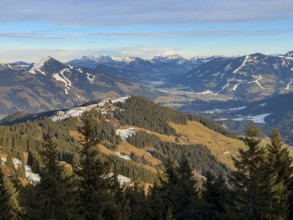 View of Markbachjoch ski area and Brixental with Hoher Salve, hiking to Feldalphorn, Kitzbühel