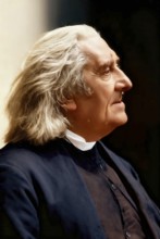 Portrait of Franz Liszt, 1811-1886, Hungarian composer, virtuoso pianist, photograph by Nadar,