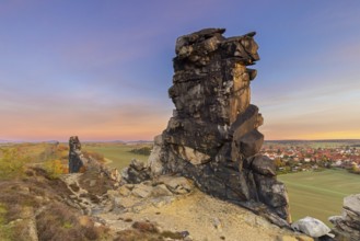 Teufelsmauer, Devil's Wall at sunrise, eroded sandstone rock formation Mittelsteine near