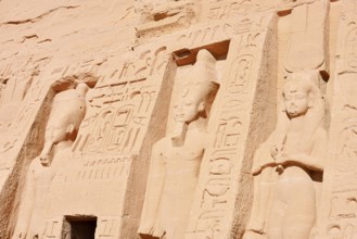 Statues of Ramesses II and Nefertari, Temple of Hathor or Temple of Nefertari, Temple of Abu