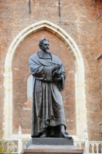 Hugo Grotius monument in front of the Nieuwe Kerk church, Delft, South Holland, Netherlands