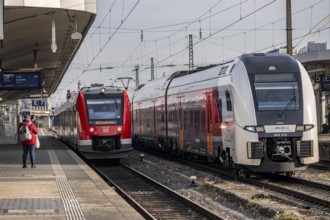 Regional trains at Cologne-Messe/Deutz station, 2nd largest station in Cologne, transfer station