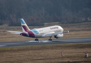 Eurowings Airbus A319-100 landing at Cologne/Bonn Airport, CGN