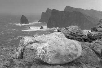 Rock formations in the Atlantic Ocean, volcanic peninsula, Ponta de São Lourenço, Ponta de Sao