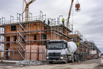 New development area Am alten Angerbach in Duisburg-Huckingen, on approx. 17 hectares, 300 new