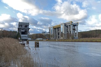 Old and new ship lift, ship lift, frozen Oder-Havel Canal, Niederfinow, Brandenburg, Germany