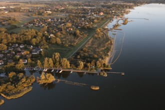 Lembruch, Lower Saxony, Germany, Dümmer See at the outflow of the river Lohne with banks, harbours,